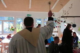 Marienstatue aus St.Hubertus, Flittard Rosenkranzmonat Oktober