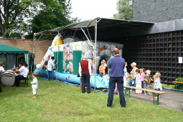 Marienstatue aus St.Hubertus, Flittard Rosenkranzmonat Oktober