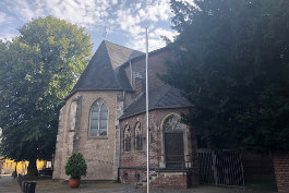 Marienstatue aus St.Hubertus, Flittard Rosenkranzmonat Oktober